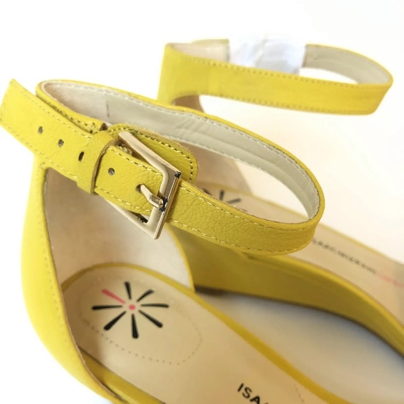 NEW ISAAC MIZRAHI 7 Katie Low Wedge Sandal Yellow - Picture 5 of 6
